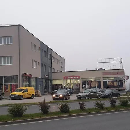 Trosoban Stan U Zenici Apartment Zenica