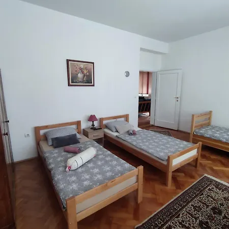 Apartamento Trosoban Stan U Zenici